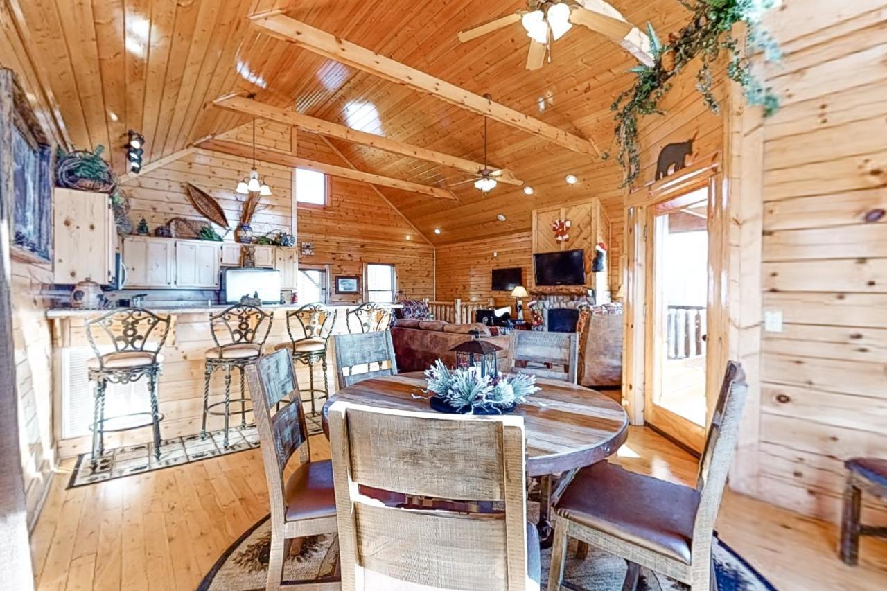 Mountain Top View Retreat Sevierville Exterior photo