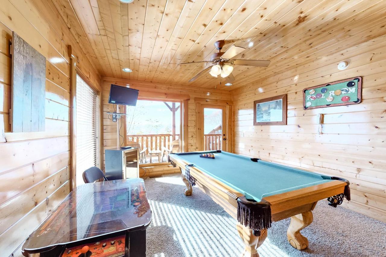 Mountain Top View Retreat Sevierville Exterior photo